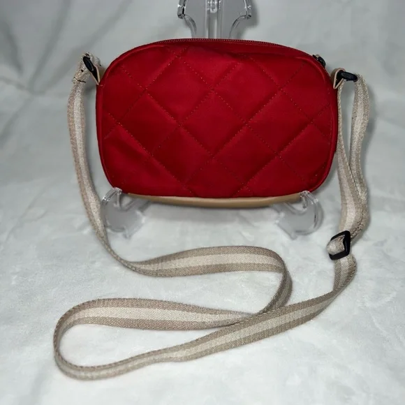 Tommy Hilfiger Red Quilted Crossbody Bag - Picture 2 of 4